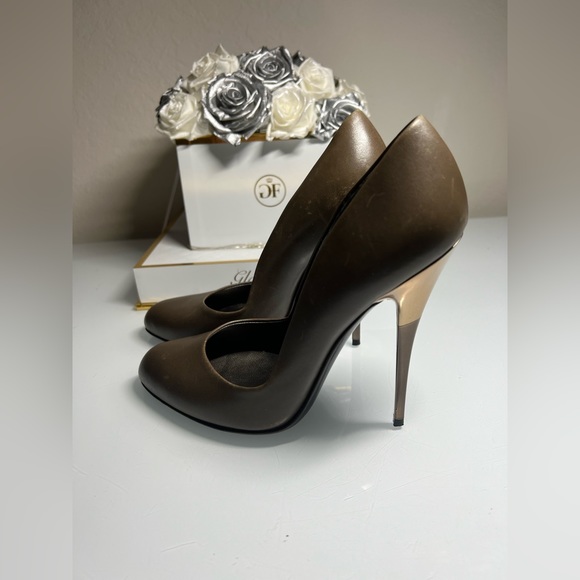 Salvatore Ferragamo Shoes - Salvatore Ferragamo Stiletto